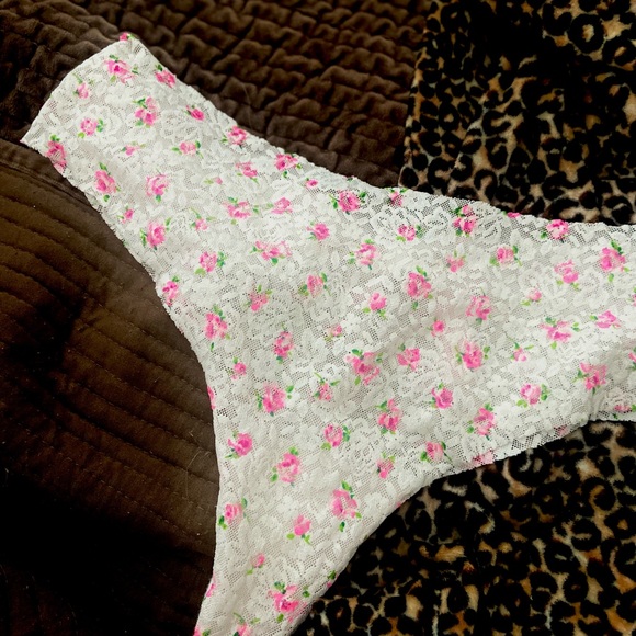 Girly PINK  Victoria's Secret Lace Panties XL - Picture 2 of 3